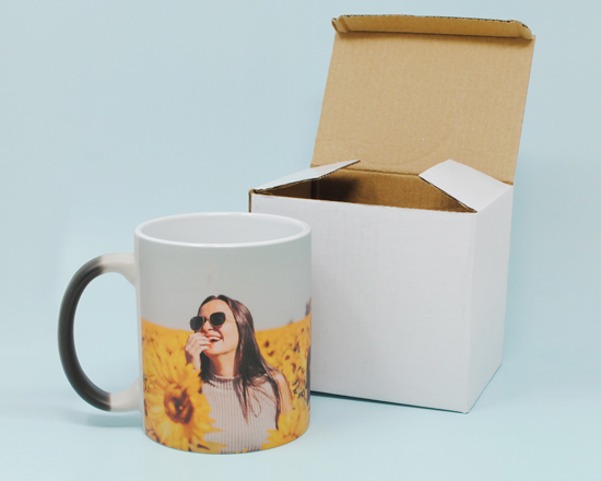 Per ogni tazza magica personalizzata è inclusa la scatola bianca