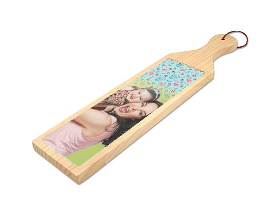 Semplici fenicotteri per il tuo tagliere in legno
