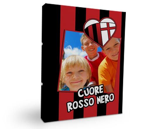 Il raccoglitore per tifosi rosso neri