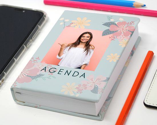 personalizza un'agenda sull'intera copertina