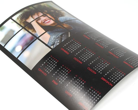 realizza il  Calendario poster su carta fotografica.