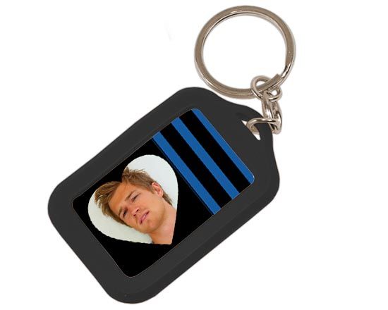 Portachiavi in gomma Cuore nero azzurro
