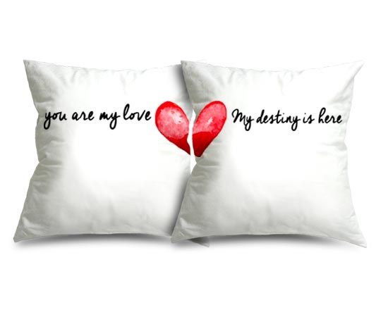 coppia di cuscini per innamorati