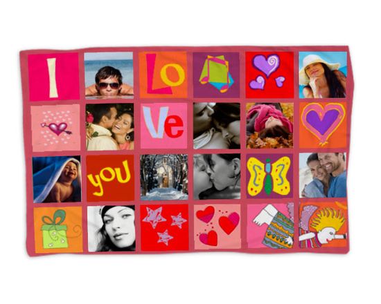 Coperta in pile con riquadri Love