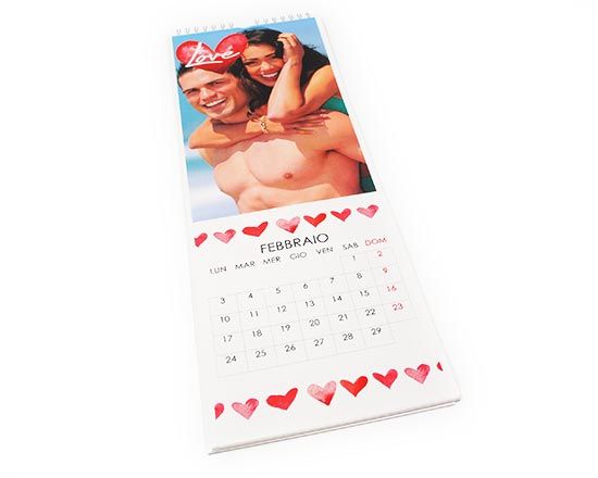 calendario slim con grafica cuori