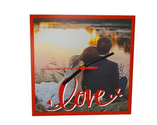 Crea orologio personalizzato su vetro Love in frame