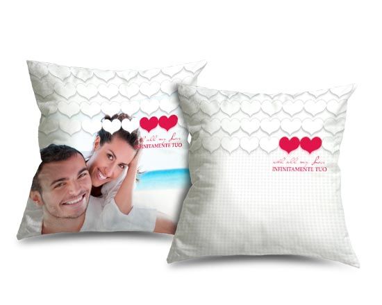 Elegante cuscino da poter personalizzare con immagini e testi