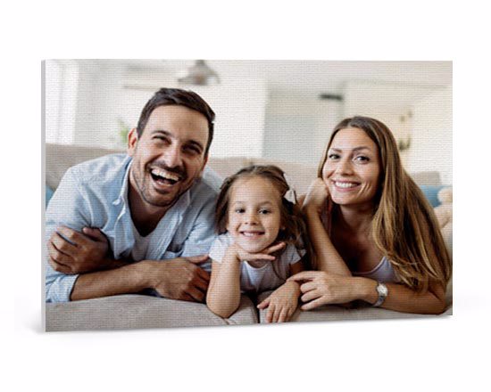 I momenti più belli trascorsi con le persone che ami, si trasformano in veri e propri quadri da stampare su tela