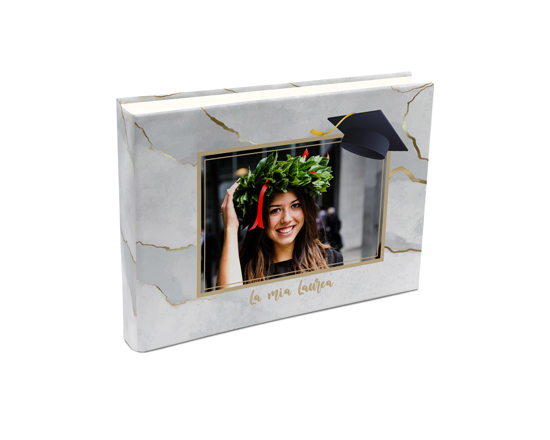 Album in tessuto 20x15 cappellino laurea con cornice elegante