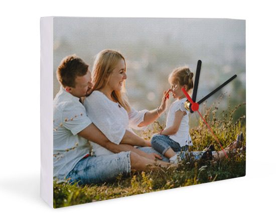 stampa i tuoi momenti più belli su una tela personalizzata