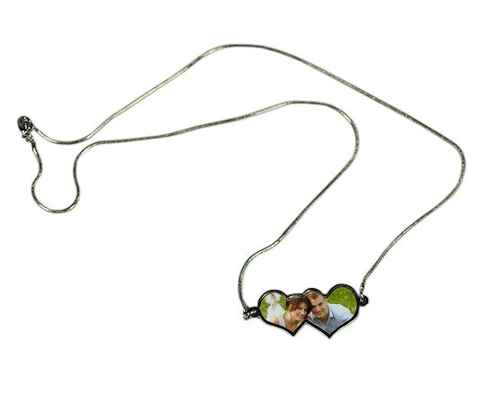 collana con ciondolo