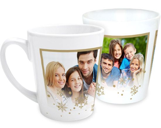 La grandiosa tazza collage con fiocchi di neve