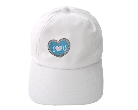 cappellino con grafica cuore jeans