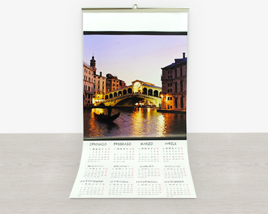 Calendario Pagina Singola formato 30 x 70 con grafica oroscopo