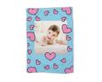 cuori rosa stampati sulla coperta baby