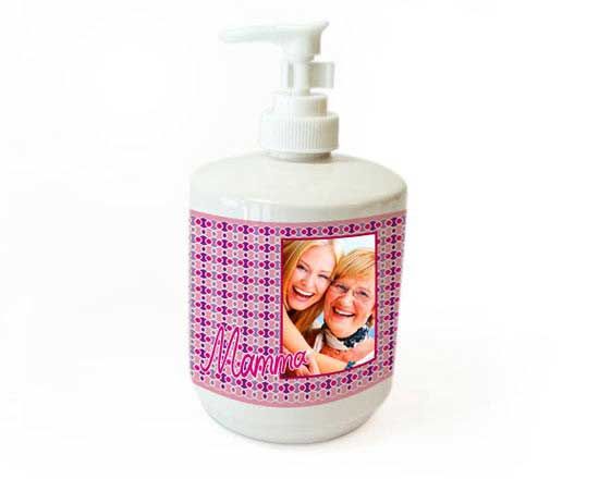 Un bellissimo Dispenser da personalizzare con delle grafiche fantastiche messe a disposizione dal sito Fotoregali.com