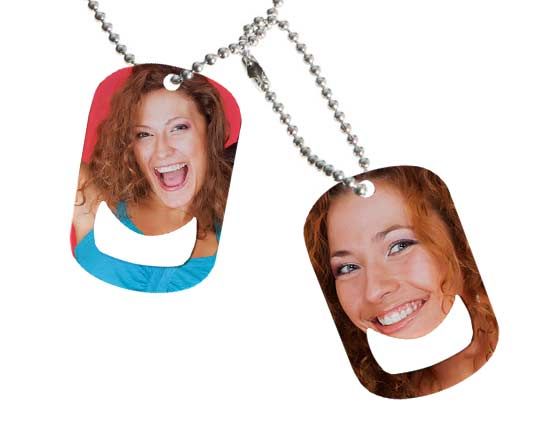 Apri bottiglie small personalizzato e usato come accessorio ciondolo