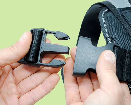 pettorina cane taglia M con fibbia in plastica