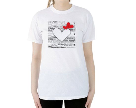 Maglia in cotone o poliestere con grafica dal cuore centrale
