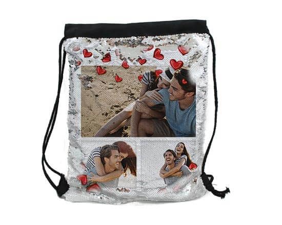 sacca personalizzata con grafica a cuori su pailletter argento