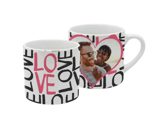 Tazzina da caffè con grafica con scritte