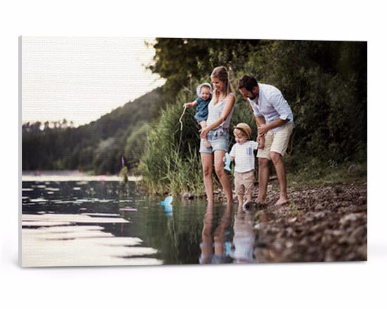 Stampa i tuoi ricordi di famiglia su tela, nel formato 150x100 cm