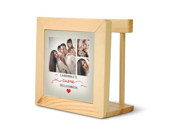 Il portatovaglioli in legno con grafica con cuori