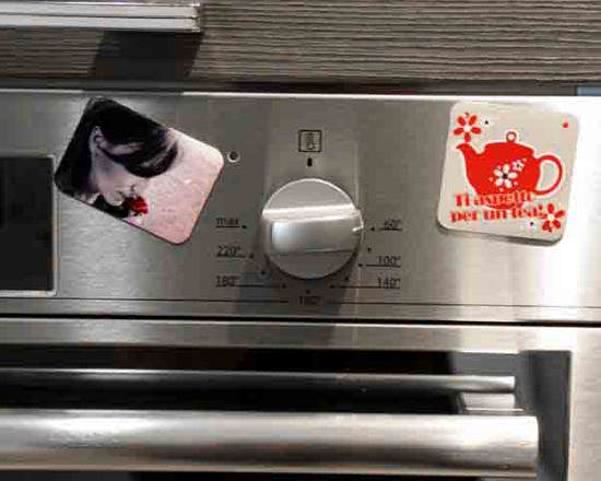 calamite personalizzate da attaccare alle superfici metalliche