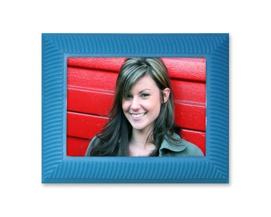 cornice magnetica disponibile anche azzurra