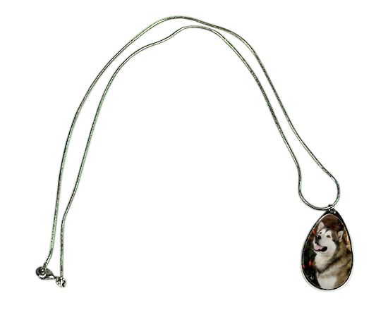 foto su ciondolo goccia con collana