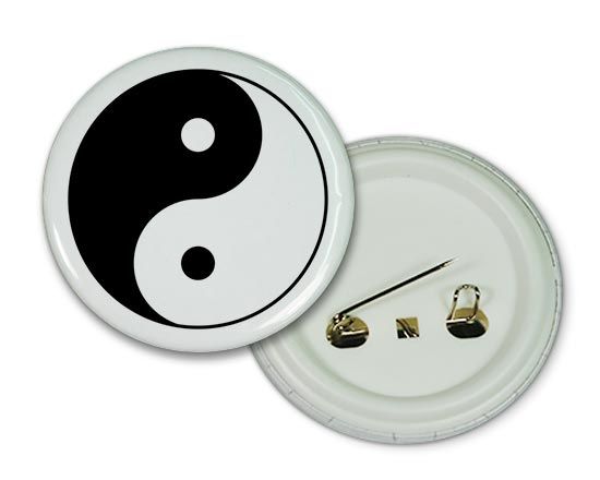Spilla rotonda Yin e Yang