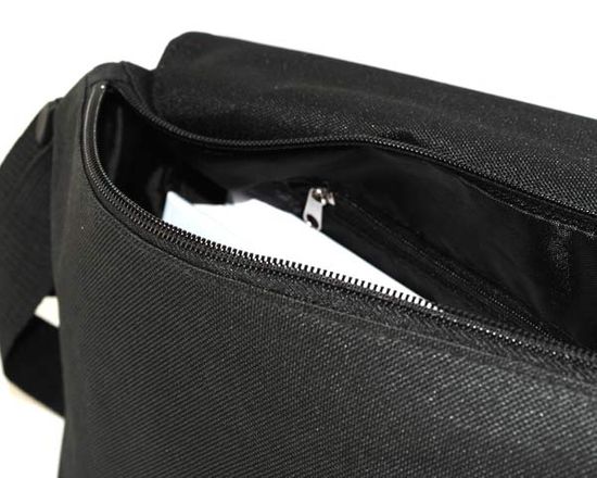 borsa tracolla feel comoda per contenere tutti i tuoi oggetti