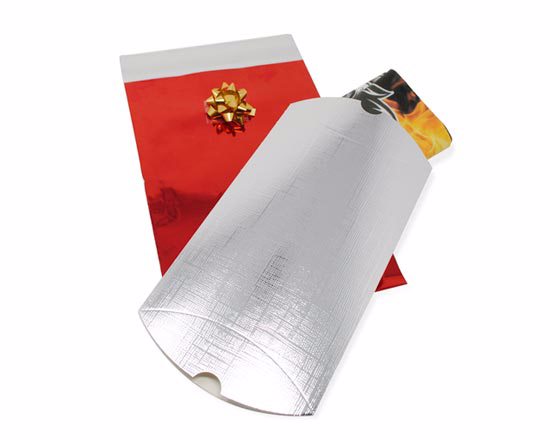 Acquista una scatolina regalo per lo scaldacollo in poliestere