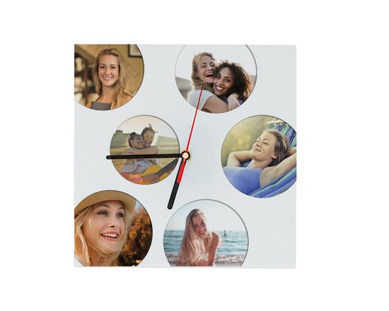 grafica su orologio quadrato in vetro