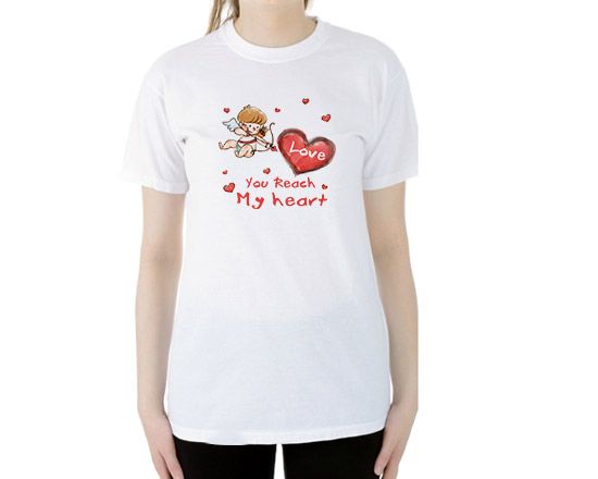 T-shirt colorate disponibili in diverse taglie e colori