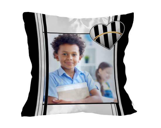 Cuscino classico con grafica calcio