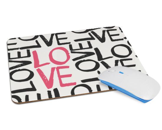 Mousepad in masonite con scritte d'amore
