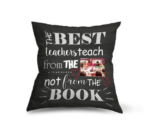 Cuscino con grafica con scritte