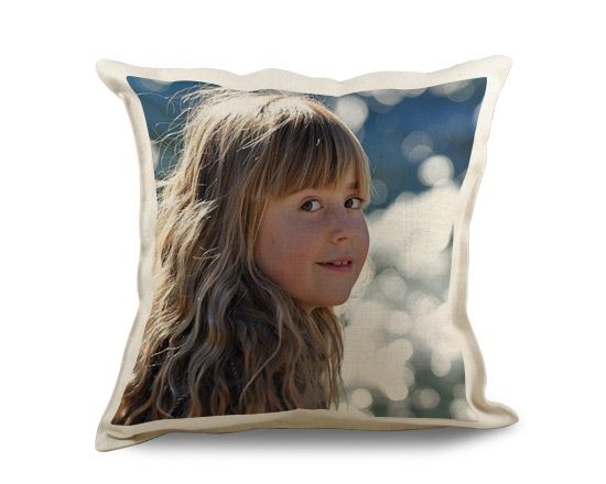 foto su cuscino in juta