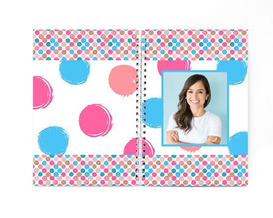 Agenda settimanale personalizzata con foto e grafica colorata