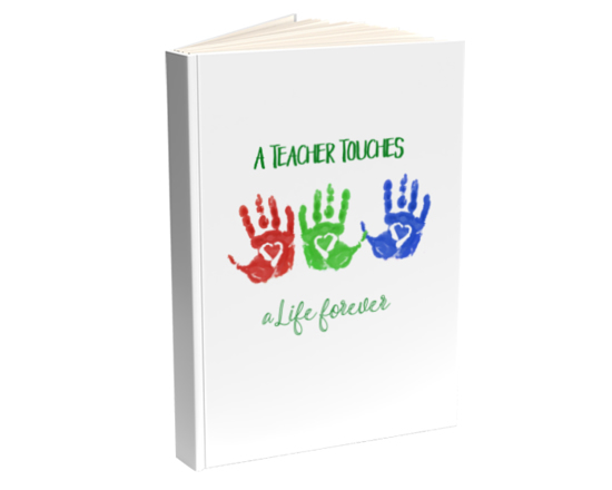 Impronte colorate per la tua agenda personalizzata come regalo per maestra