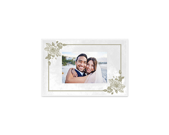 Biglietto auguri con foto e cornice di rose