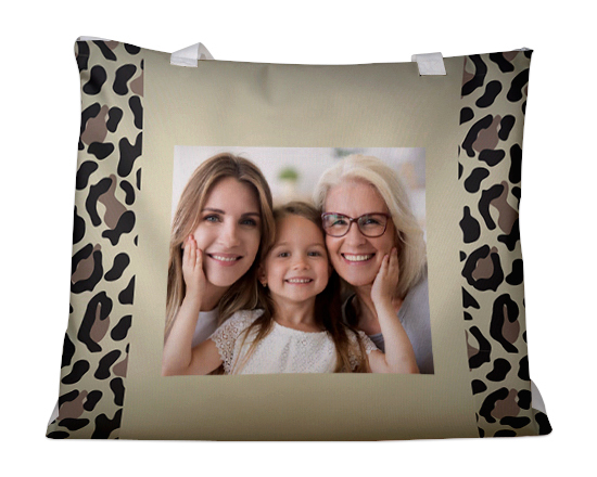 Borsa mare con grafica maculata e foto