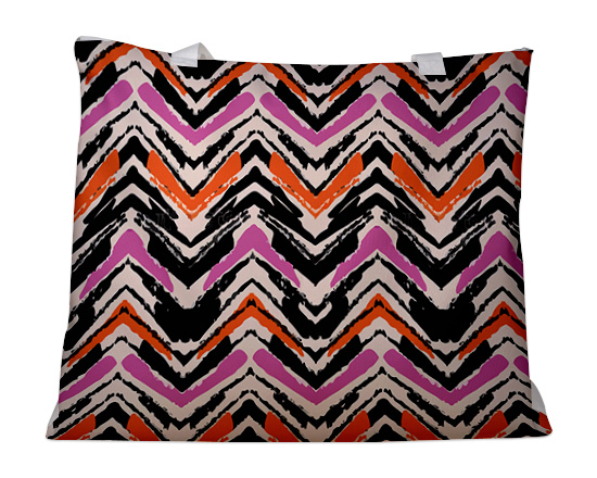 Borsa mare con grafica zig zag colorata