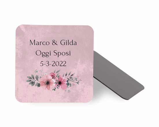 Calamita quadrata con grafica rosa con fiori