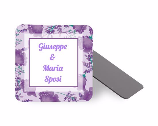 Calamita quadrata con grafica con fiori