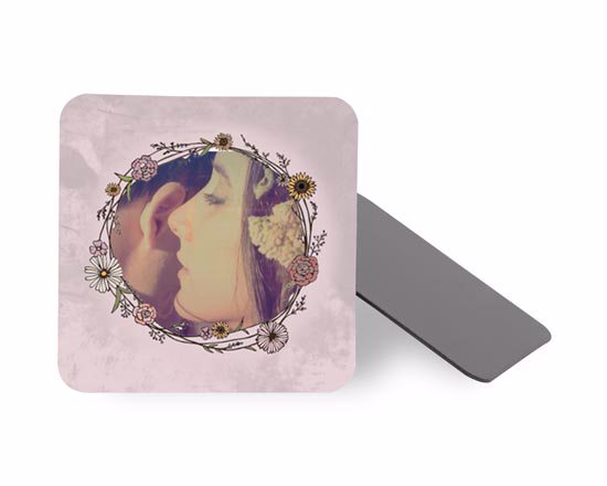 Calamita quadrata con grafica wedding