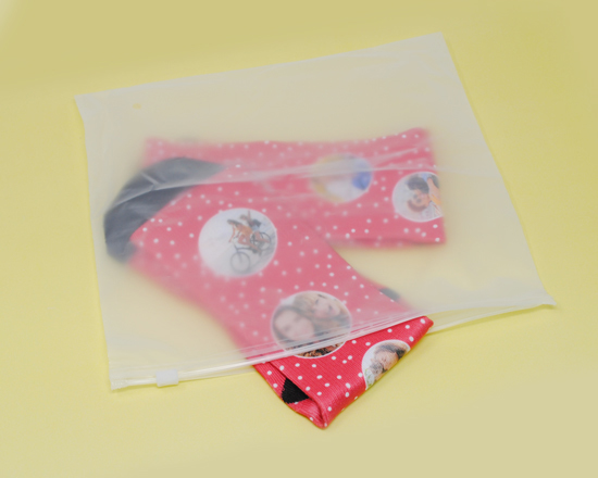 Calzini personalizzati con foto con confezione semitrasparente