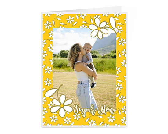 Biglietto per la festa della mamma con foto e Margherite