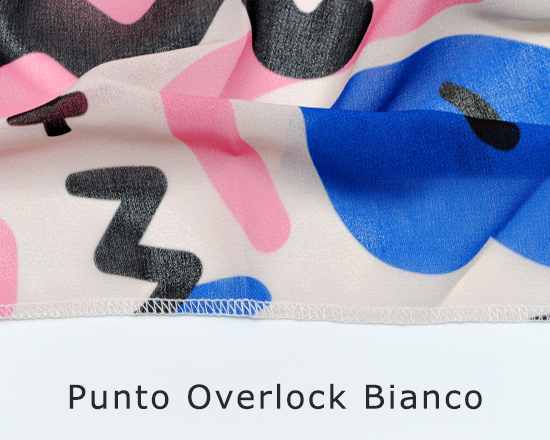 Stampa su chiffon con punto overlock bianco